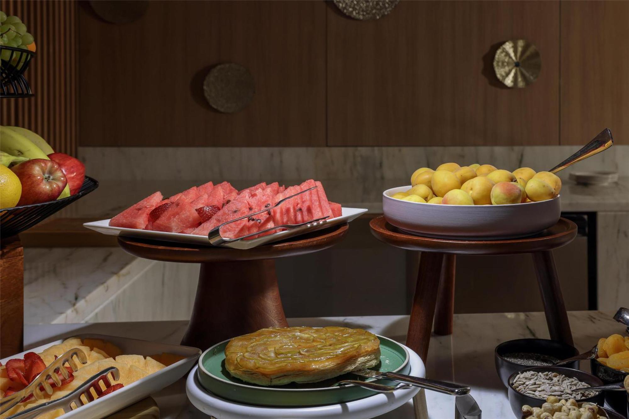 Radisson & Olaya Aparthotel 4*